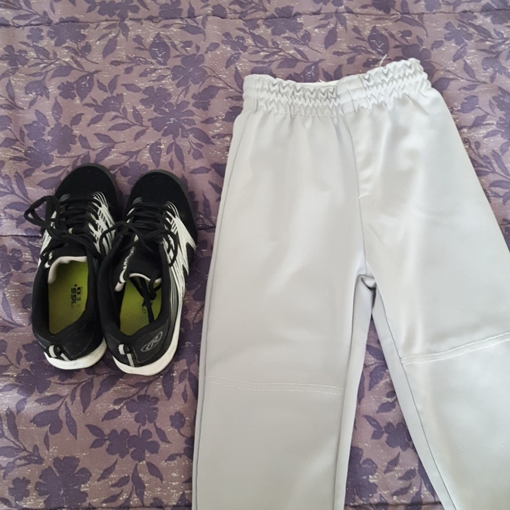 Boys baseball gear